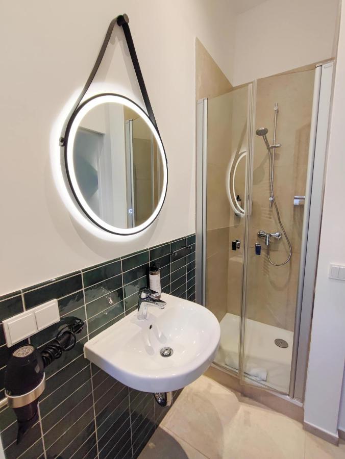 Homely Stay Studio 1 - Small And Cozy Self-Check-In Room In ميونيخ المظهر الخارجي الصورة